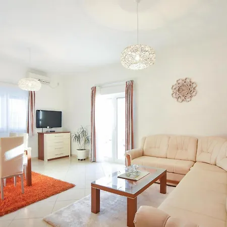 Cozy In With Sauna 포드스트라나