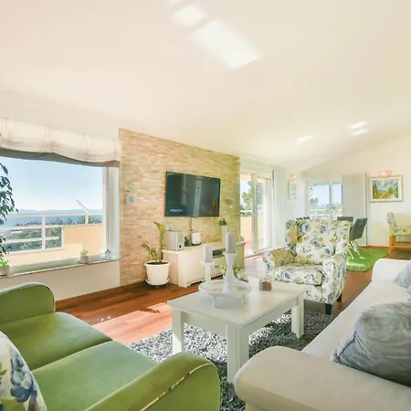 펜션 Cozy In With Sauna 포드스트라나